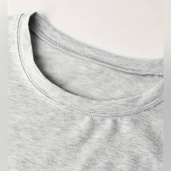 Lightweight MAMA Sweatshirt - Picture 3 of 10